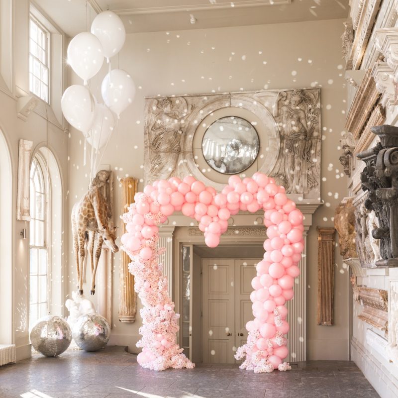 06.02 high-res-aynhoe-pink-heart-arch-valentines-11