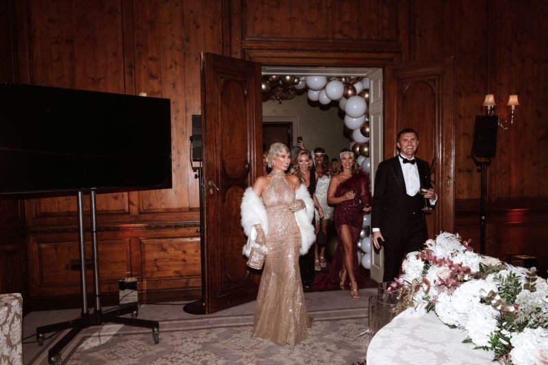 0_Billie-Faiers-30th-birthday-All-of-the-amazing-photos-from-the-OK-cover-stars-Great-Gatsby-themed-party