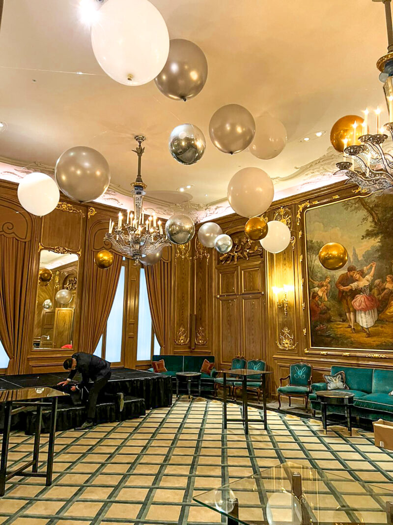 Claridge's - French Salon Suspended Ceiling Dec 2021 (2)
