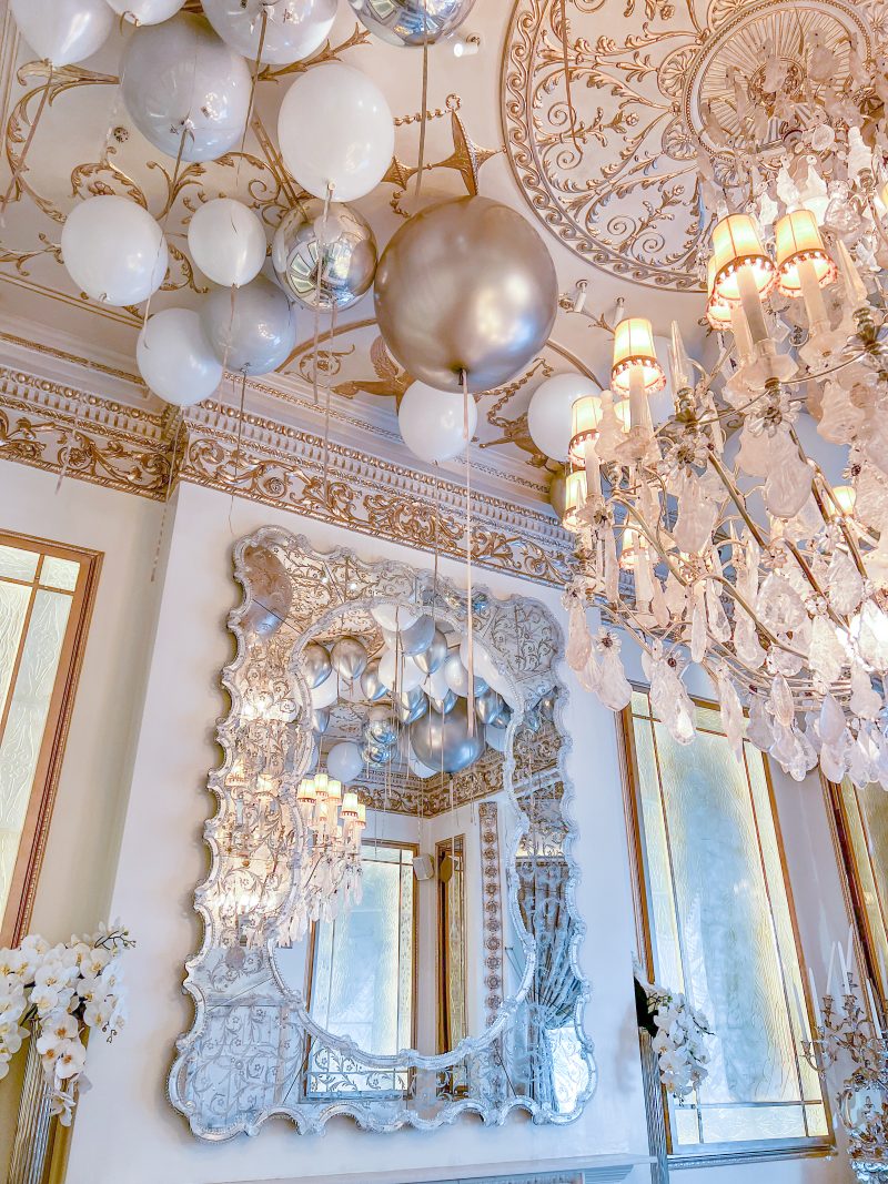 Annbel's silver room - Balloon Ceiling