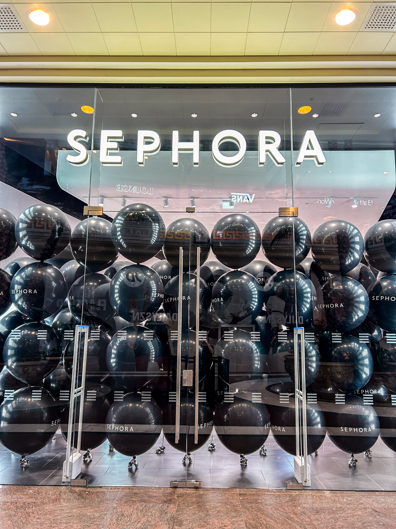 Sephora - branded balloons, manchester store opening