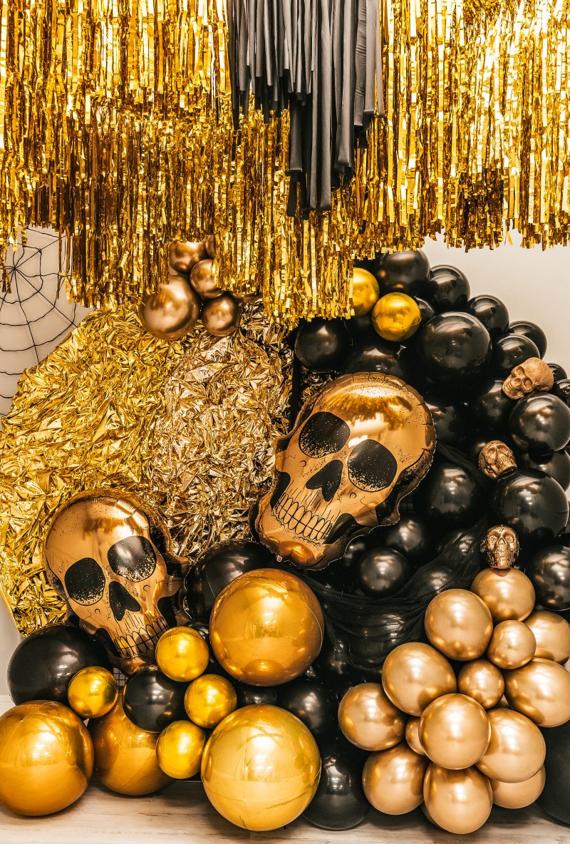 high-res-halloween-gold-skull-install-5