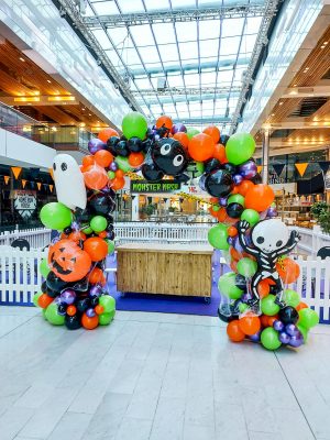 Westfield Stratford Halloween Arch, Moo & Goo (1)