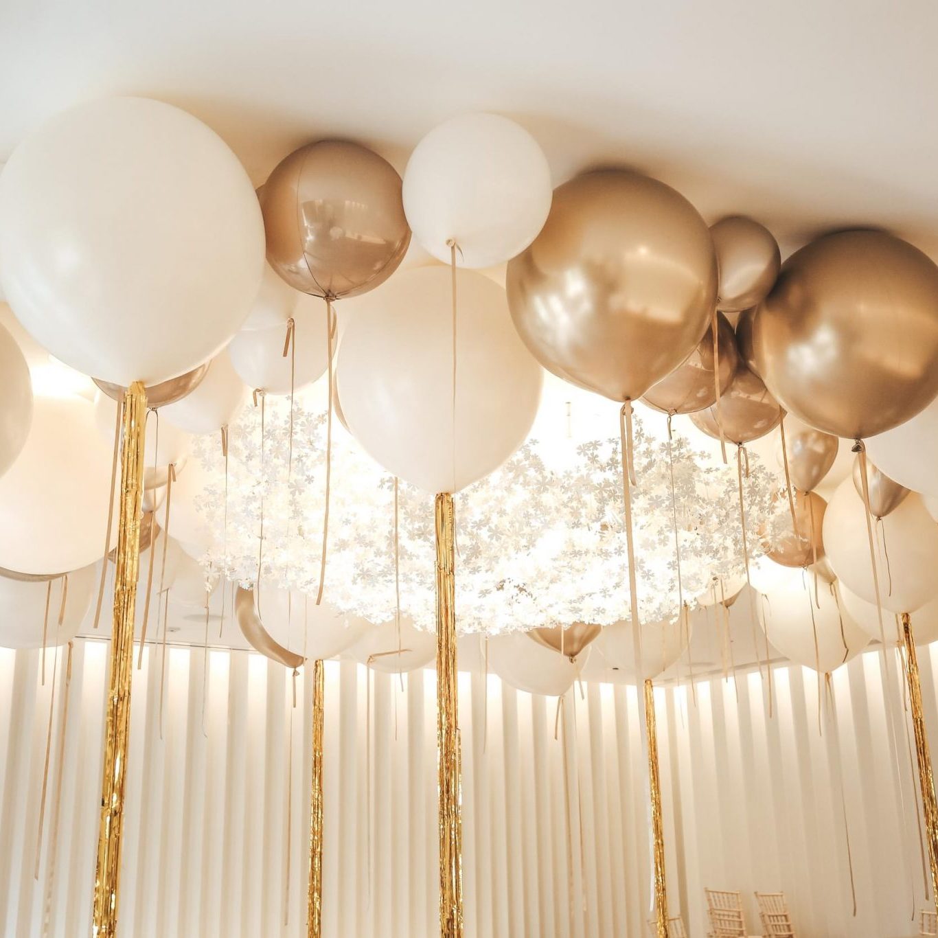 Gala Dinner Balloons - Coworth Park 12149 - Large2